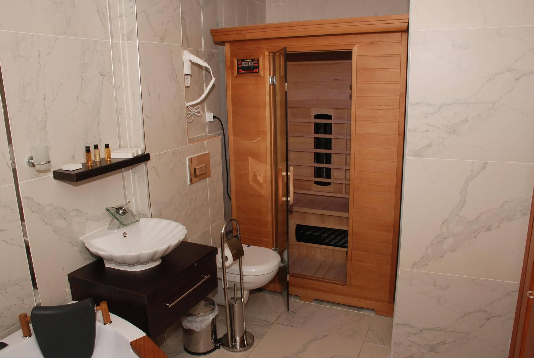 Mavi Inci Park Otel Erdek Extérieur photo